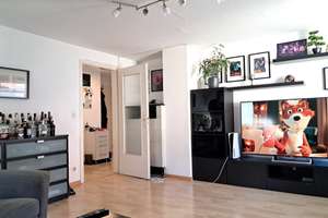 Stuttgart-Ost  - Helle 2,5 Zimmer DG-Wohnung – Die vollständige Adresse der Immobilie erhältst du vom Anbieter., 70184 Gablenberg, Stuttgart – Vorschaubild 4