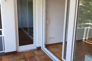 Großzügige 2-Zimmer-Wohnung mit herrlichem Aussichtsbalkon – Usedomstraße 8, 70435 Stuttgart – Vorschaubild 3