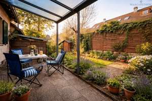 Idyllisches Einfamilienhaus in ruhiger Lage im Eiernest: 3 Zimmer, Terrasse und Garten