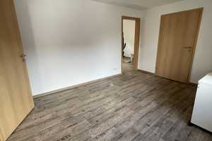 PROVISIONSFREIES  Einfamilienhaus mit großem Nebengebäude, Innenhof  und Garten – Karlsruhe (Kreis) – Vorschaubild 8