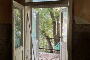 Unsaniertes, denkmalgeschütztes Mehrfamilienhaus in Leipzig – Die vollständige Adresse der Immobilie erhältst du vom Anbieter., 4177 Lindenau, Leipzig – Vorschaubild 3