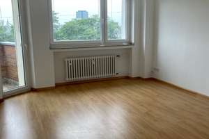 Alltagstaugliche 3-Zimmer-Wohnung mit Balkon in Köln-Deutz – Siegburger Straße 169, 50679 Deutz, Köln – Vorschaubild 19