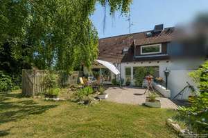 Ideal für Pärchen oder kleine Familie! Sackgassenlage mit traumhaftem Garten, Vollkeller, Garage – 21077 Eißendorf, Hamburg – Vorschaubild 2