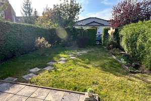 HORN IMMOBILIEN ++ Neubrandenburg Brodaer Höhe, renoviertes Reihenendhaus mit Keller und Carport – Neubrandenburg – Vorschaubild 18