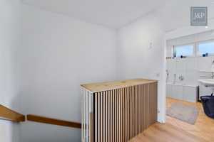 Charmantes Reihenmittelhaus mit Ausbaupotenzial, Sauna & moderner Küche in Schwalbach am Taunus – Main-Taunus-Kreis – Vorschaubild 9
