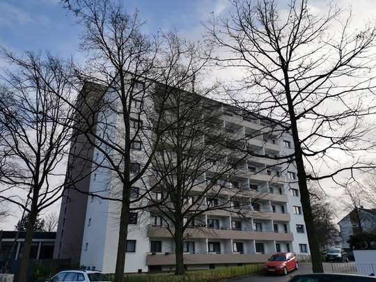 Wohnen am Tiergarten: Tolle 1-Zimmer Wohnung mit Balkon in Kirchrode