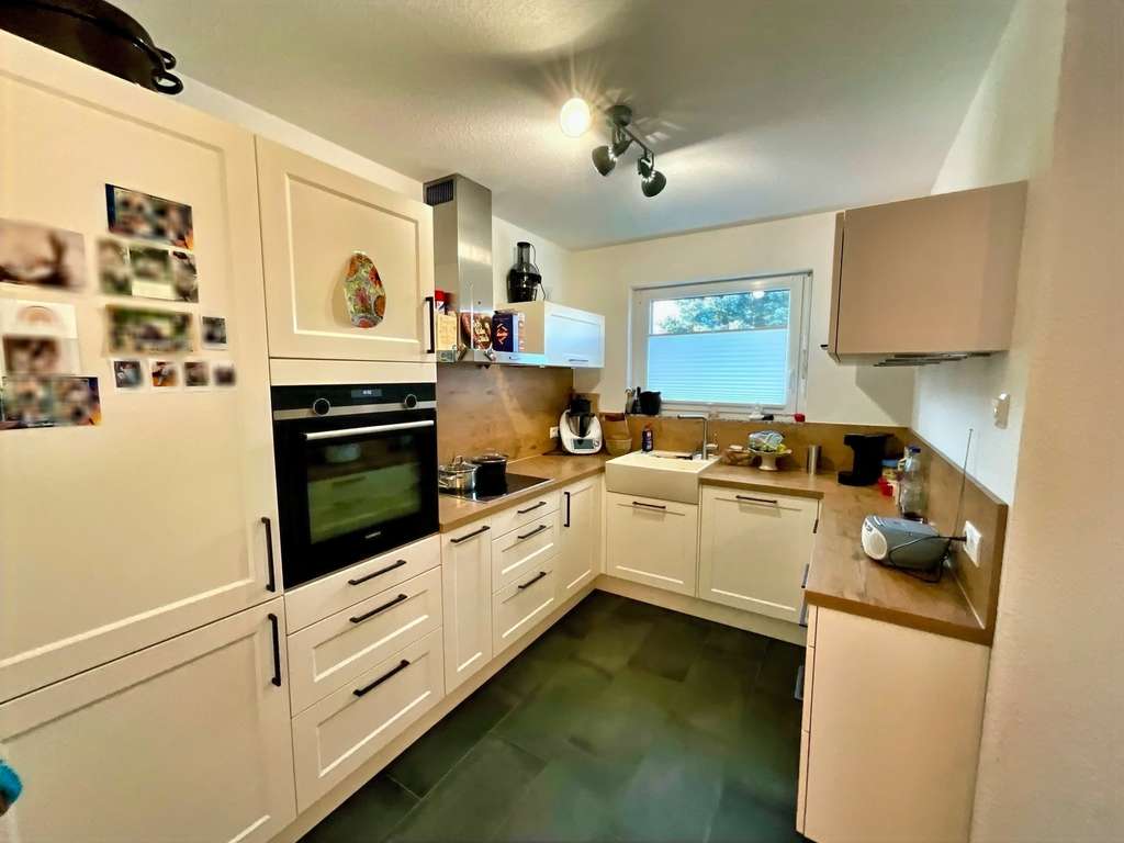 Immobilie in Rödersheim-Gronau - Familienfreundliche DHH in Feldrandnähe mit Garten und moderner Ausstattung - Bild 2