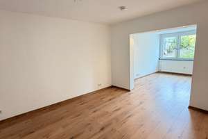 Niederkassel! Frisch renoviert | Lichtdurchflutet | Große Terrasse | Einbauküche – 40547 Niederkassel, Düsseldorf – Vorschaubild 11