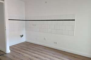 **Wohnen am Stern - bezugsfertige 2-Raum in zentraler Lage** – Zweigertstr. 3-7, 45130 Rüttenscheid, Essen – Vorschaubild 2
