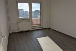 NEU: Sanierte 3-Raum-Wohnung mit Balkon – Dequeder Str. 17, 39124 Neue Neustadt, Magdeburg – Vorschaubild 2