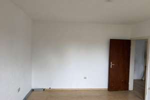 Ruhige 3,5-Zimmer-Wohnung mitten in Oberhausen - mit viel Potenzial – Eichstr. 33-35, 46047 Schlad, Oberhausen – Vorschaubild 12