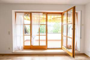 +++ Sehr gepflegte 2-Zimmer-Wohnung mit Dachterrasse, Fußbodenheizung und TG-Stellplatz +++ – Die vollständige Adresse der Immobilie erhältst du vom Anbieter., 1156 Gompitz, Dresden – Vorschaubild 11