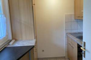 Ideal für Studenten & Pendler (m/w/d). Appartement 34m² mit Küche inkl. EBK und modernem Wannenbad. – Nathrather Straße xx, 42327 Vohwinkel, Wuppertal – Vorschaubild 6