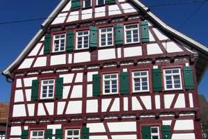 Gemütliche 2-Zimmer Altbau-Wohnung in Vaihingen – Die vollständige Adresse der Immobilie erhältst du vom Anbieter., 70563 Vaihingen-Mitte, Stuttgart – Vorschaubild 2