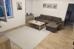 Charmante 2,5-Zimmer-Dachgeschosswohnung in Essen Stadtmitte