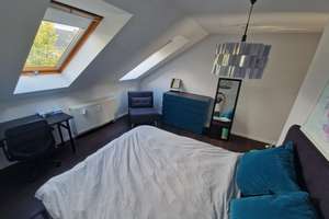 Fully furnished top floor apartment with balcony near Rosenthalerplatz – Die vollständige Adresse der Immobilie erhältst du vom Anbieter., 10115 Mitte (Ortsteil), Berlin – Vorschaubild 6