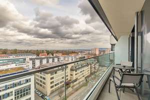 Möbliertes Studio mit Balkon: 10.OG Cloud No.7 über Milaneo – Die vollständige Adresse der Immobilie erhältst du vom Anbieter., 70191 Europaviertel, Stuttgart – Vorschaubild 6