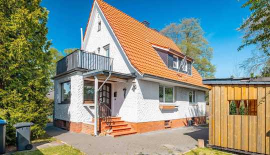 Bild von RESERVIERT:+++ Lichtdurchflutetes Einfamilienhaus mit sonnigem Garten, Balkon & Top-Lage +++