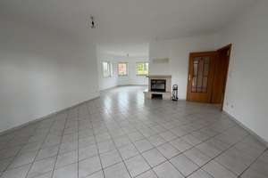 Vielseitiges Wohnjuwel: Haus mit zwei Einliegerwohnungen, Vollkeller & geräumiger Doppelgarage & Ca – Die vollständige Adresse der Immobilie erhältst du vom Anbieter., 38446 Reislingen, Wolfsburg – Vorschaubild 14