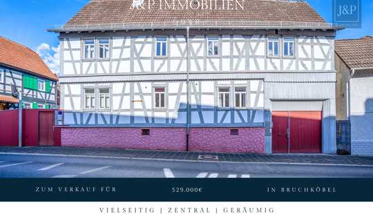 Bild von Zentral & vielseitig: Großes Fachwerkhaus mit Einliegerwohnung und Nebengebäuden!