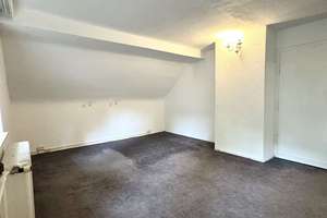 Historische Villa im legendären Berliner Villenquartier - verborgen, grün und außergewöhnlich privat – Die vollständige Adresse der Immobilie erhältst du vom Anbieter., 13156 Niederschönhausen, Berlin – Vorschaubild 35
