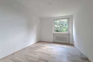 Helle, frisch renovierte 3-Zimmer-Wohnung mit Süd-Balkon, Einbauküche und saniertem Vollbad – Im Moor 1, 38112 Lehndorf-Watenbüttel, Braunschweig – Vorschaubild 7