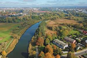 Lübeck : mod. Haus am Elbe-Lübeck Kanal mit TG-Stellplatz und Gartenhaus - Einziehen & Wohlfühlen – Die vollständige Adresse der Immobilie erhältst du vom Anbieter., 23560 Moisling, Lübeck – Vorschaubild 2