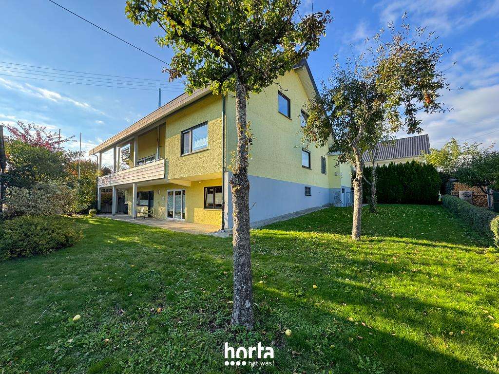 Immobilie in Neuhausen ob Eck - Saniertes Einfamilienhaus mit ELW und ausbaufähigem Dachspeicher – Neuhausen ob Eck - Bild 3