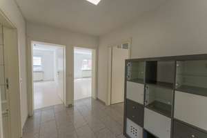 3 Zimmer in heller freundlicher zentraler Lage (Neckartor)- bezugsfrei auch WG-geeignet – Hallbergerstr. 6, 70190 Kernerviertel, Stuttgart – Vorschaubild 5