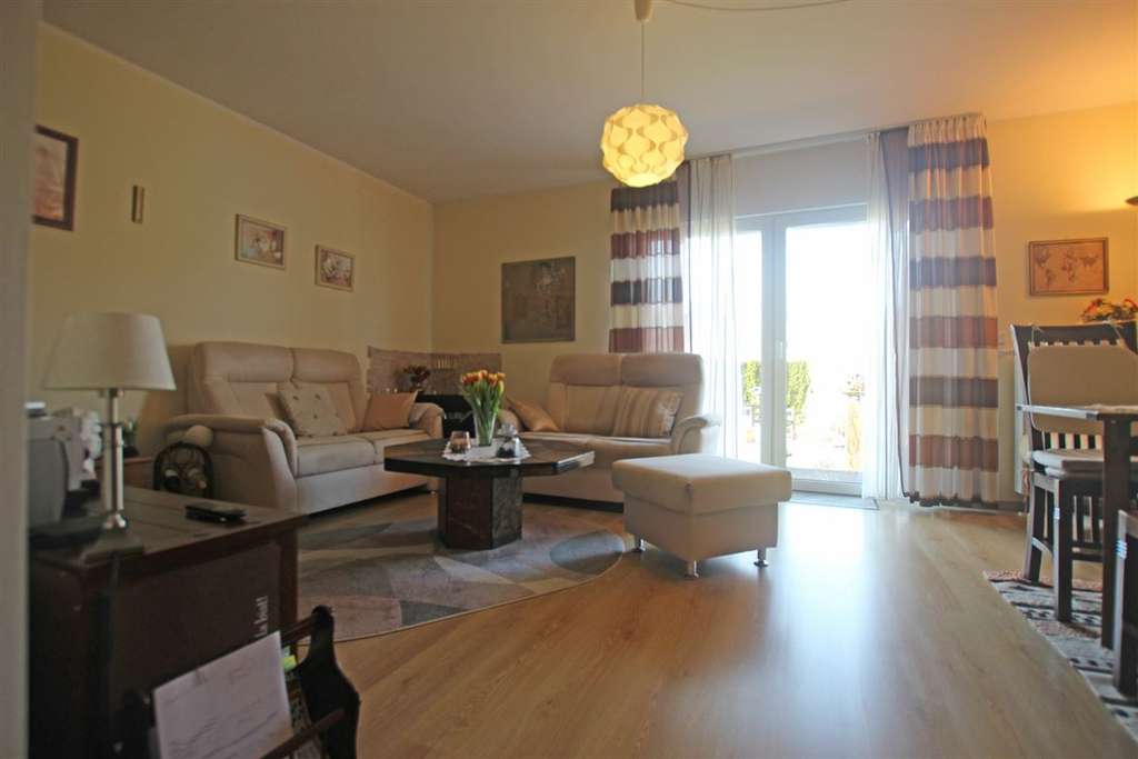 Immobilie in Ratzeburg - * Moderne Immobilie mit hochwertiger Ausstattung * EBK * Garten * Terrasse * Garage * uvm. * - Bild 2