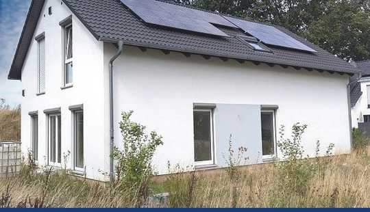 Bild von PROVISIONSFREI für den Käufer!! Geräumiges Wohnhaus in ruhiger Lage!!