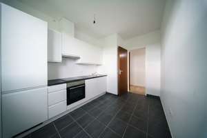 Ohne Makler & Bezugsfrei: Renovierte 3-Zimmer-Wohnung im 12. OG mit Sonnenbalkon und Blick ins Grüne – Mönchfeldstraße 110, 70378 Mönchfeld, Stuttgart – Vorschaubild 8