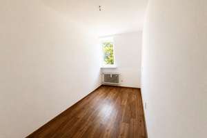 Freundliche 3-Zimmer-Wohnung mit Einbauküche – Die vollständige Adresse der Immobilie erhältst du vom Anbieter., 81476 Forstenried, München – Vorschaubild 9
