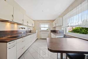 Großzügiges Einfamilienhaus | 205 m² WoFl. | Traumgarten & Terrasse | 2 Garagen – Die vollständige Adresse der Immobilie erhältst du vom Anbieter., 75446 Wiernsheim – Vorschaubild 20