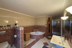 Große Zimmer, Vollkeller, PV-Anlage, Garage, gute Lage - tolles Einfamilienhaus mit vielen Details! – Die vollständige Adresse der Immobilie erhältst du vom Anbieter., 38448 Kästorf, Wolfsburg – Vorschaubild 11