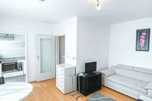 Möblierte 2-Zimmer-Wohnung in zentraler Lage von Feuerbach