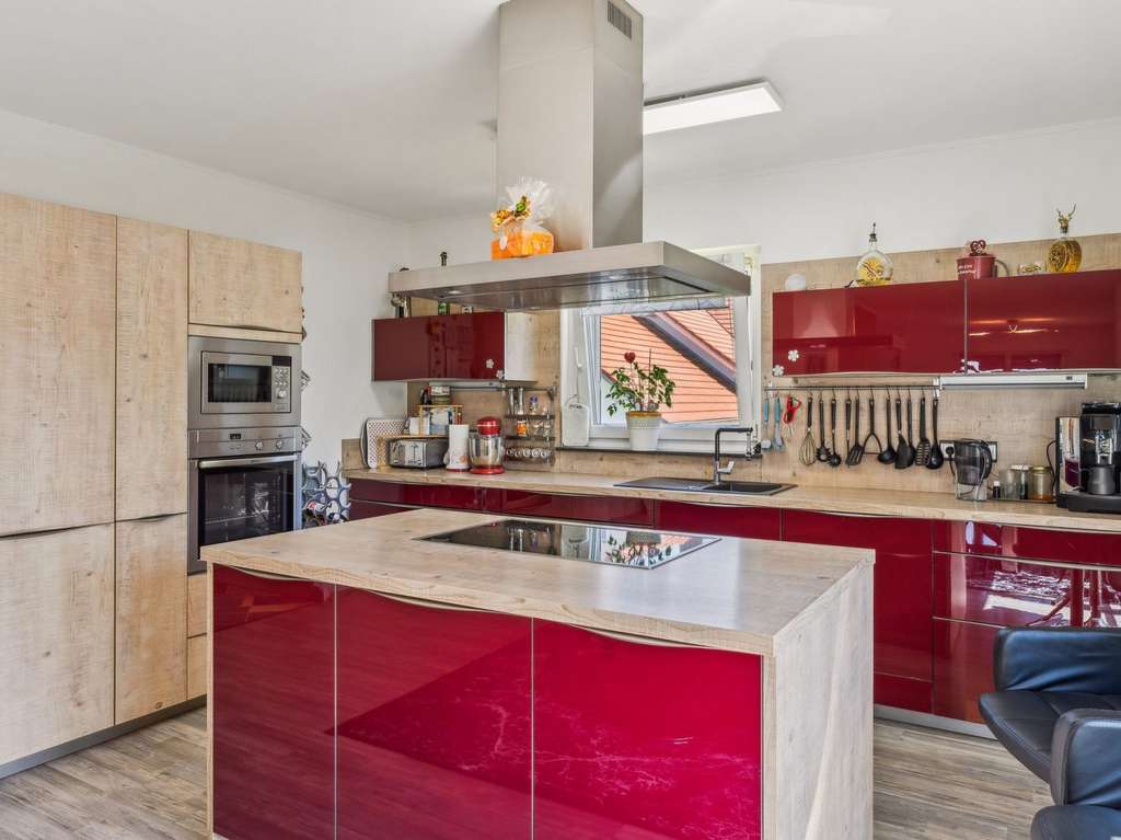 Immobilie in Mietingen - Modernes Einfamilienhaus mit Wintergarten, Wellnessbereich und großem Grundstück in Mietingen - Bild 4