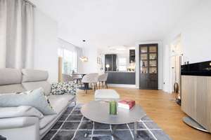 BUCHBERGER Immobilien „Provisionsfrei“ 4 Zimmer-Maisonette-Wohnung mit 2 Bäder, Terrasse und Garten