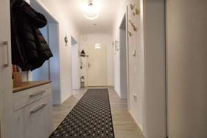 4-Familienhaus mit 2 Garagen und Garten – Die vollständige Adresse der Immobilie erhältst du vom Anbieter., 70195 Botnang-Ost, Stuttgart – Vorschaubild 9