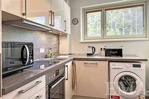 Property thumbnail 10