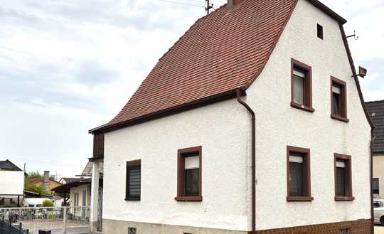 Einfamilienhaus mit großem Grundstück in Kuhardt
