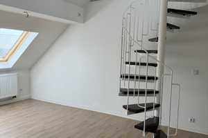 Maisonettewohnung *neu renoviert* – Lessingplatz 8, 9130 Chemnitz – Vorschaubild 3