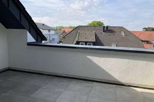 Neubau-Reihenh. mit 166 m² Wfl. + 26 m² Spitzb.|Garten,Terr.+Dachterr.|Keller, Garage – Teutoburger Weg 83b, 33758 Schloß Holte-Stukenbrock – Vorschaubild 9