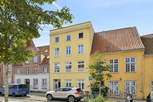 Provisionsfrei – Moderne 2,5 Zimmer-Wohnung mit Terrasse in ruhiger Lage nahe der Trave – Die vollständige Adresse der Immobilie erhältst du vom Anbieter., 23552 Innenstadt, Lübeck – Vorschaubild 1