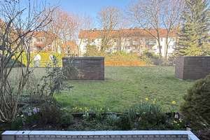 Provisionsfrei! Attraktive 2-Zimmer-Wohnung mit Garten, Balkonterrasse und Tiefgarage in Düsseldorf – Kalkumer  Straße 164, 40468 Unterrath, Düsseldorf – Vorschaubild 2
