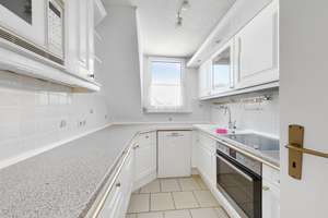 Lichtdurchflutete 4-Zimmer-Wohnung in begehrter Lage.  – Die vollständige Adresse der Immobilie erhältst du vom Anbieter., 45289 Burgaltendorf, Essen – Vorschaubild 7