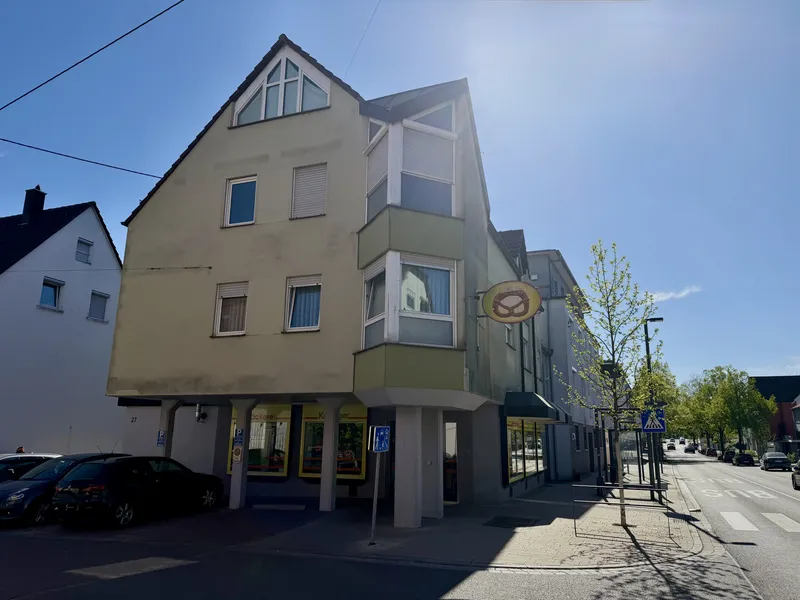 3-unit Multi-family House – Ostfildern – with bakery unit - 2