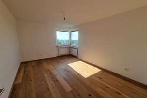 Renovierte 3- oder 4-Zimmer-Wohnung mit West-Balkon - 10 Gehminuten zur S3 – Die vollständige Adresse der Immobilie erhältst du vom Anbieter., 82194 Gröbenzell – Vorschaubild 3