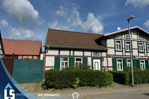 Leben in der City von Stendal mit Pool und Einliegerwohnung! – Die vollständige Adresse der Immobilie erhältst du vom Anbieter., 39576 Stendal – Vorschaubild 2