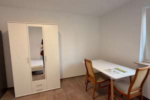 Neu renovierte 1-Zimmer-Wohnung – Einzugsbereit in Erlangen Bruck – Gerhart-Hauptmann-Str. 11, 91058 Schönfeld, Erlangen – Vorschaubild 3